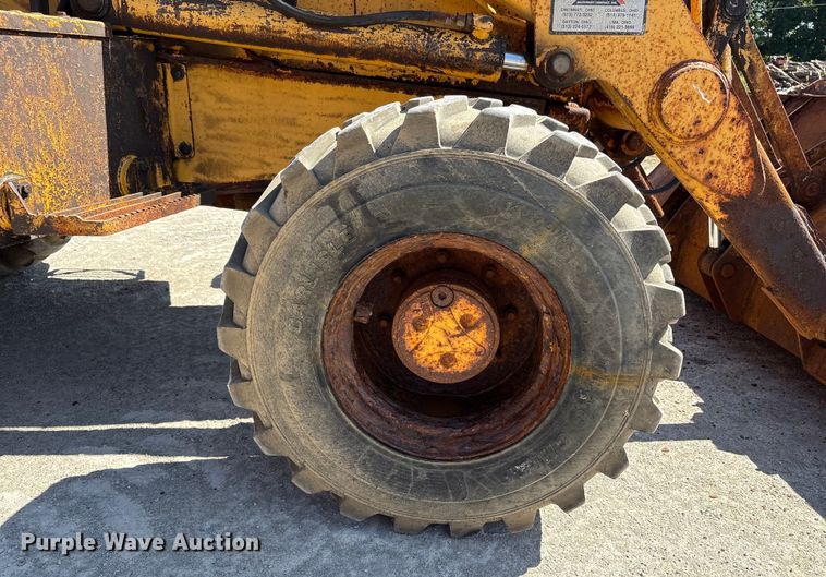 image for item EC4414 1995 John Deere 410D backhoe