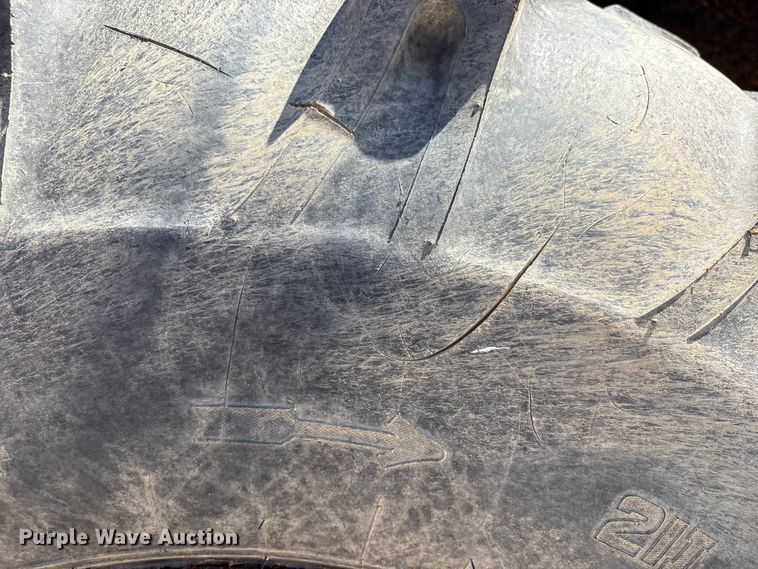 image for item EC4414 1995 John Deere 410D backhoe