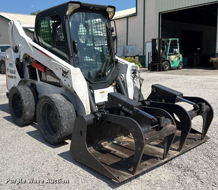 MINI CARGADOR SOBRE RUEDAS 2016 BOBCAT S570