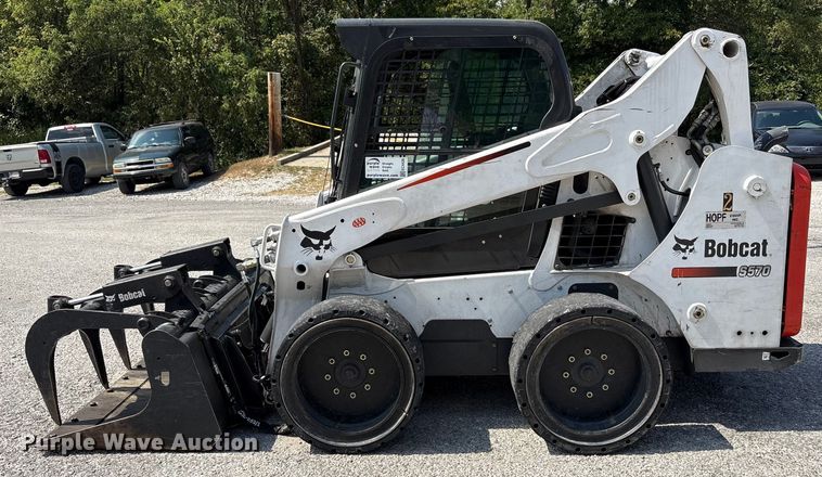 image for item EC4426 2016 Bobcat S570 skid steer loader