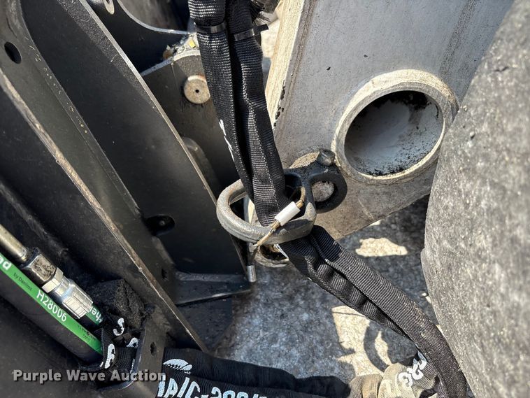 image for item EC4426 2016 Bobcat S570 skid steer loader