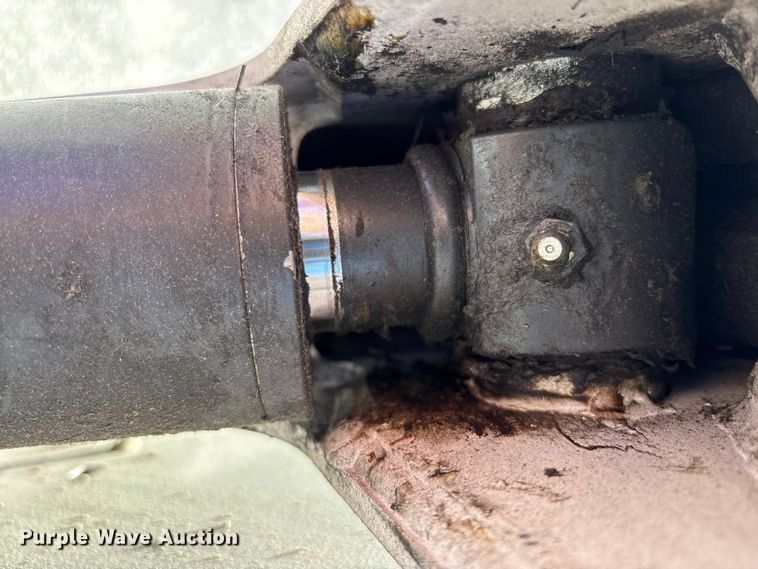 image for item EC4426 2016 Bobcat S570 skid steer loader