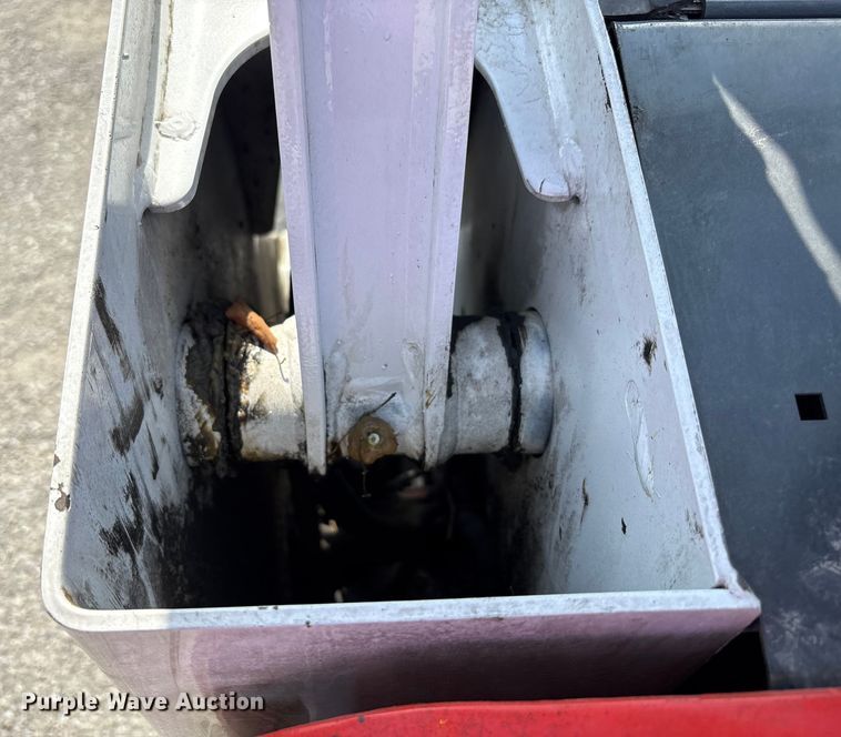 image for item EC4426 2016 Bobcat S570 skid steer loader