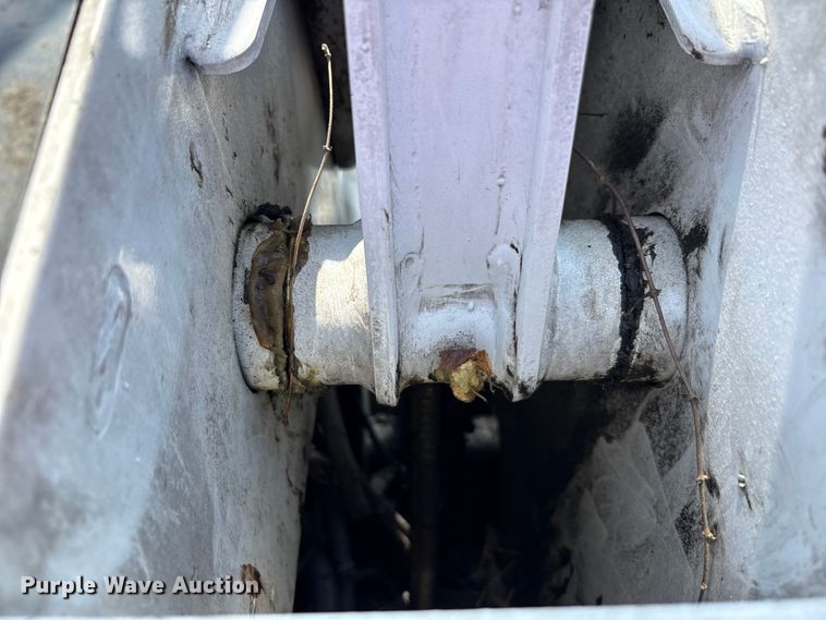 image for item EC4426 2016 Bobcat S570 skid steer loader