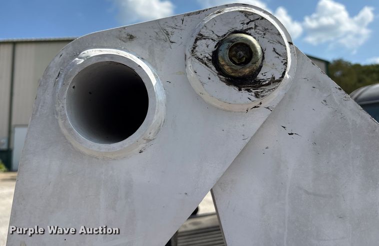 image for item EC4426 2016 Bobcat S570 skid steer loader