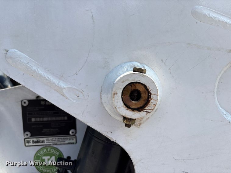 image for item EC4426 2016 Bobcat S570 skid steer loader