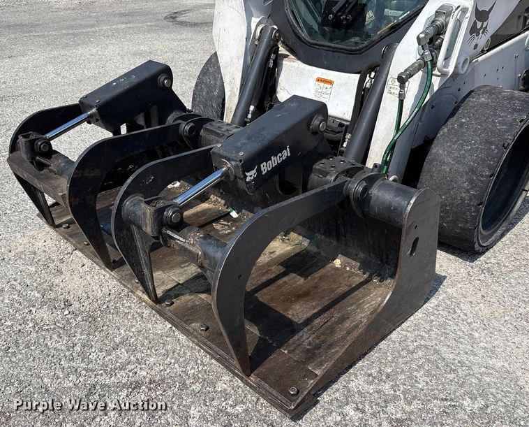 image for item EC4426 2016 Bobcat S570 skid steer loader