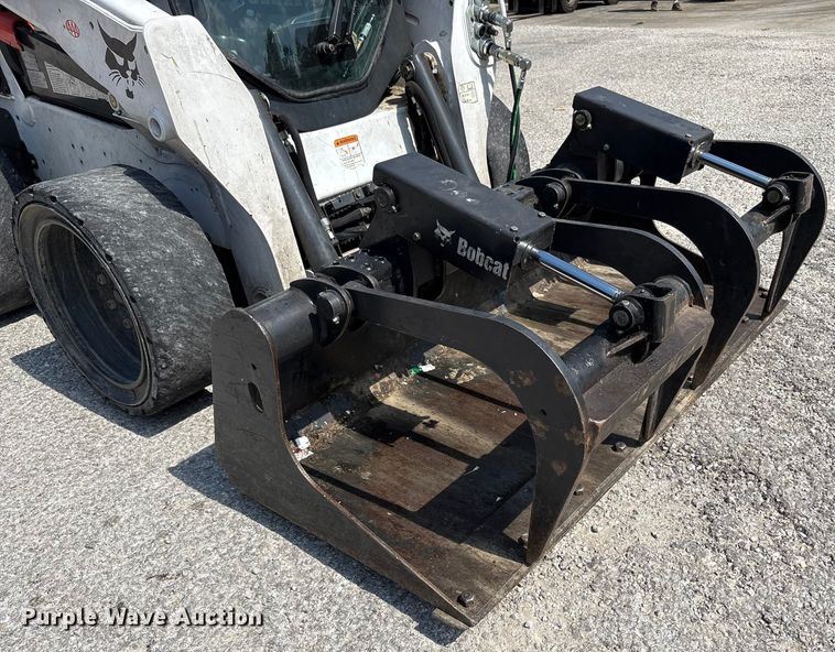image for item EC4426 2016 Bobcat S570 skid steer loader