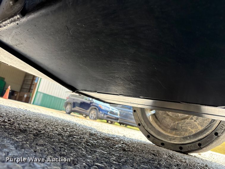 image for item EC4426 2016 Bobcat S570 skid steer loader