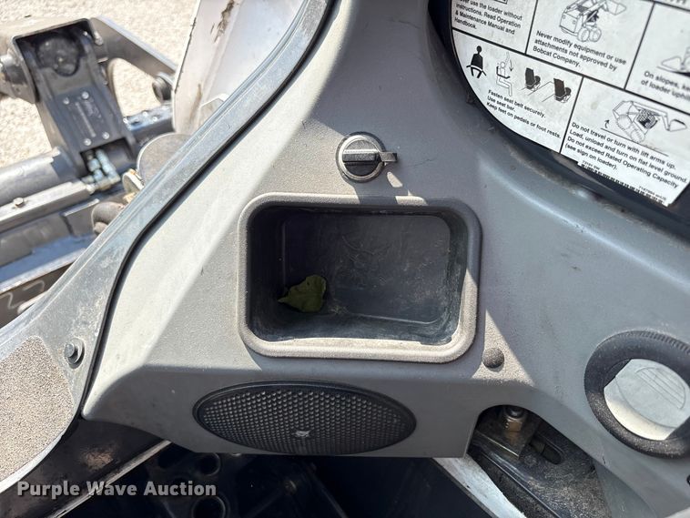 image for item EC4426 2016 Bobcat S570 skid steer loader