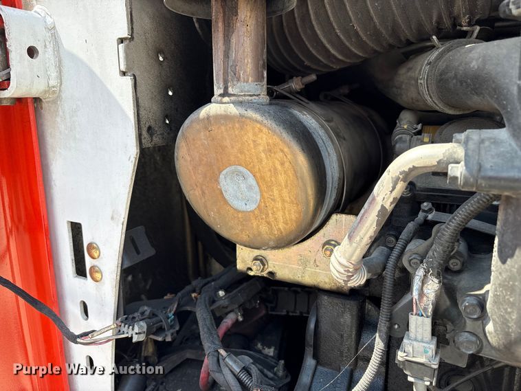 image for item EC4426 2016 Bobcat S570 skid steer loader