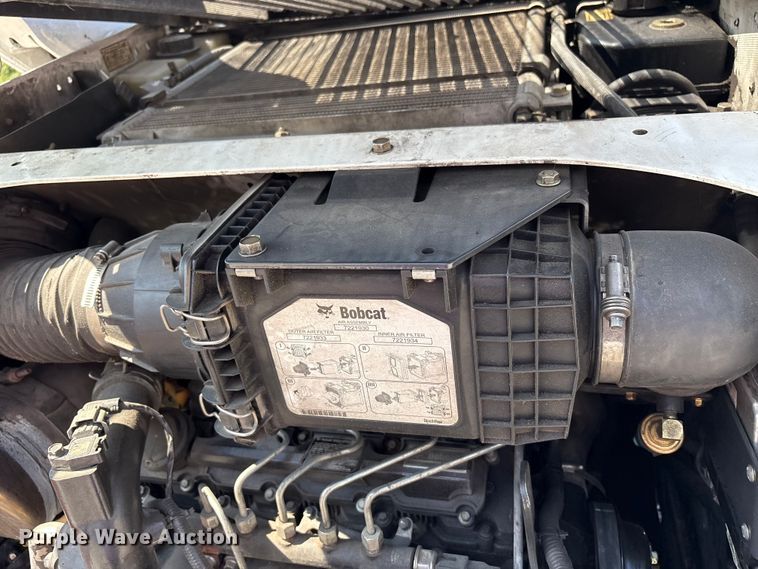 image for item EC4426 2016 Bobcat S570 skid steer loader