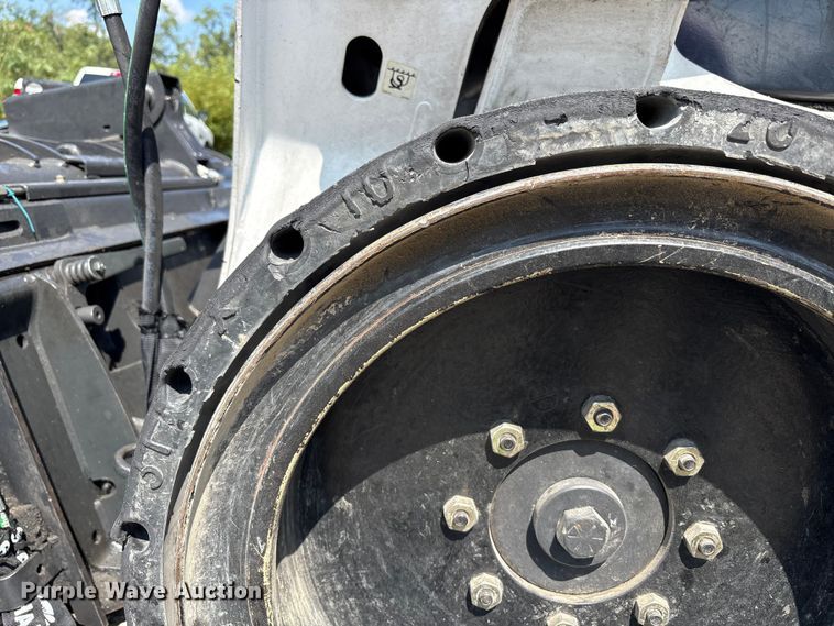 image for item EC4426 2016 Bobcat S570 skid steer loader