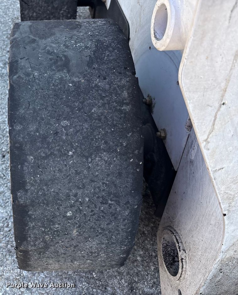 image for item EC4426 2016 Bobcat S570 skid steer loader