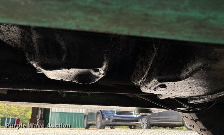 image for item EC4427 1999 Mitsubishi FG25B forklift