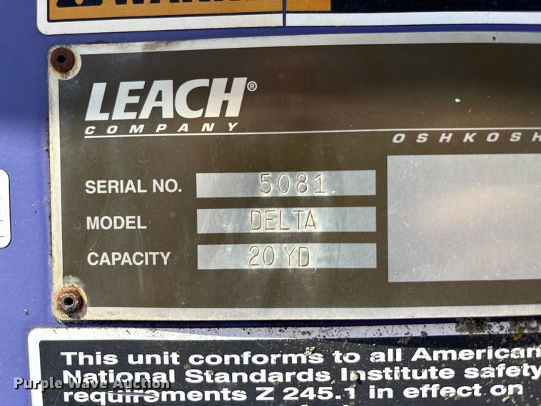 image for item EC4428 2001 Sterling  M7500 Acterra refuse truck