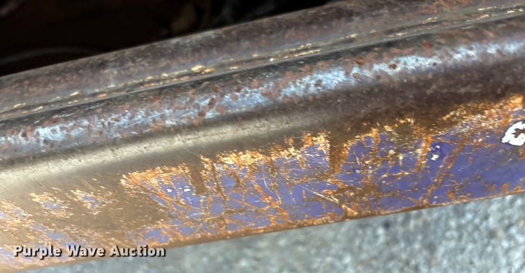 image for item EC4428 2001 Sterling  M7500 Acterra refuse truck