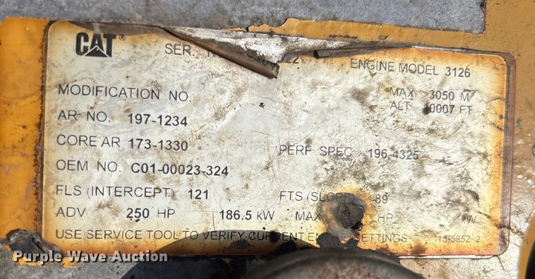 image for item EC4428 2001 Sterling  M7500 Acterra refuse truck