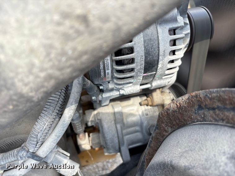 image for item EC4428 2001 Sterling  M7500 Acterra refuse truck