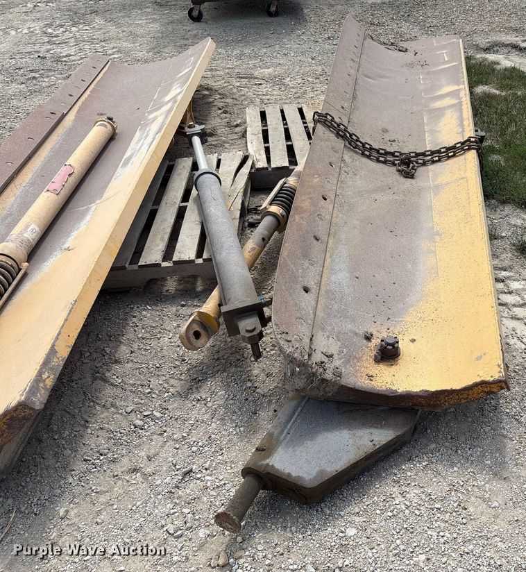 image for item ED1488 2012 John Deere 770GP motor grader