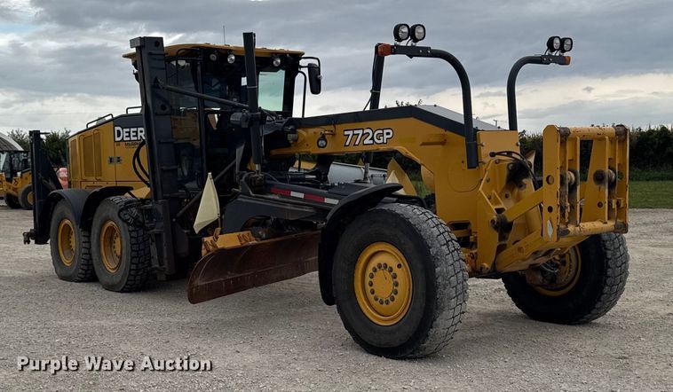 MOTOCONFORMADORA JOHN DEERE 772GP 2012