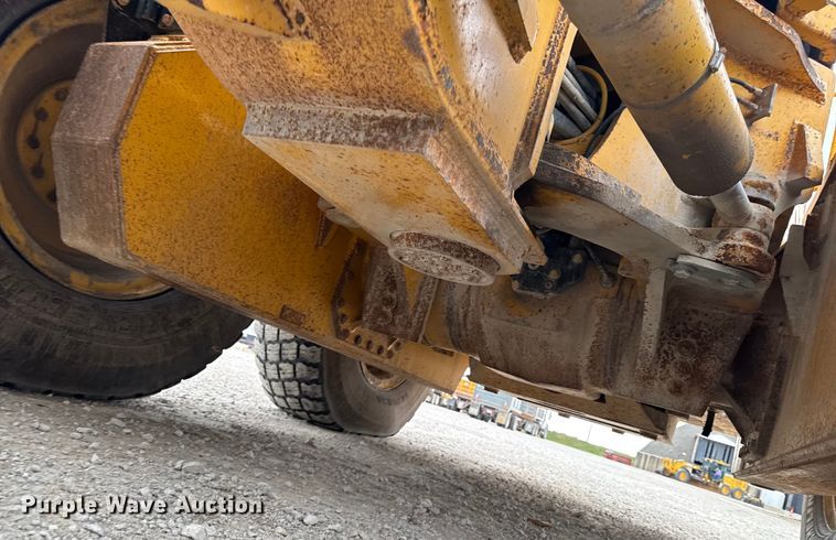 image for item ED1489 2012 John Deere 772GP motor grader