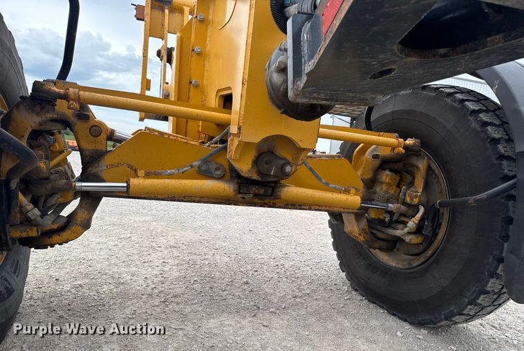 image for item ED1489 2012 John Deere 772GP motor grader