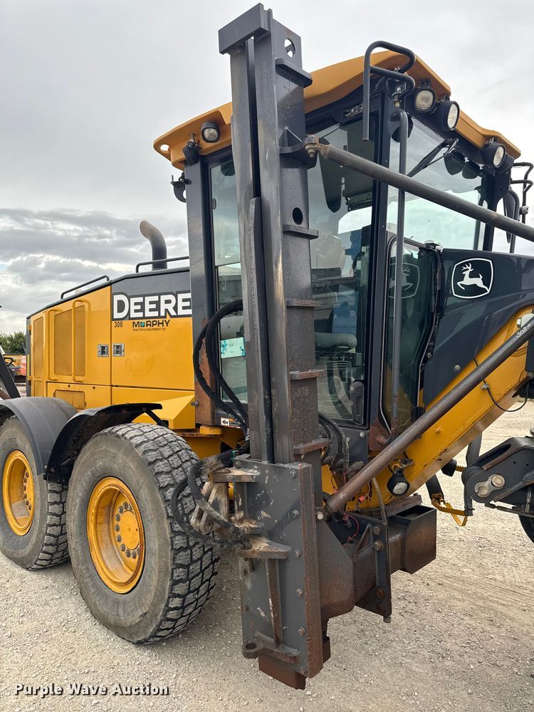 image for item ED1489 2012 John Deere 772GP motor grader