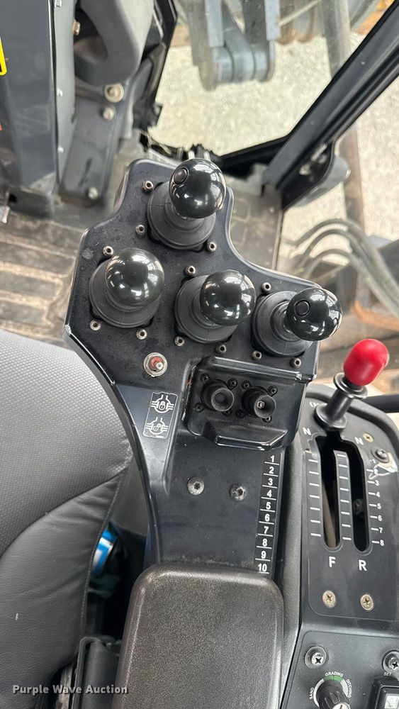 image for item ED1489 2012 John Deere 772GP motor grader