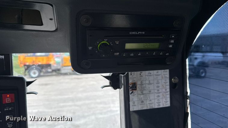 image for item ED1489 2012 John Deere 772GP motor grader