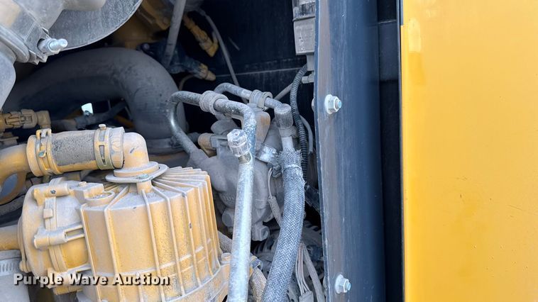 image for item ED1489 2012 John Deere 772GP motor grader