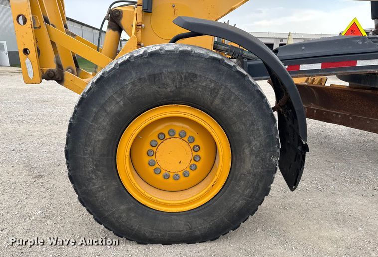 image for item ED1489 2012 John Deere 772GP motor grader