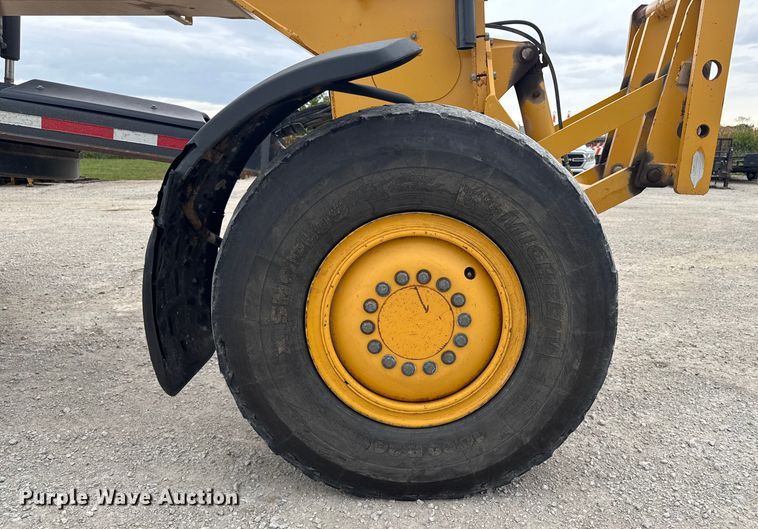 image for item ED1489 2012 John Deere 772GP motor grader