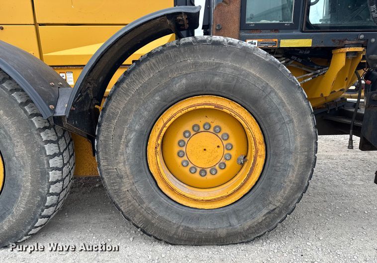 image for item ED1489 2012 John Deere 772GP motor grader