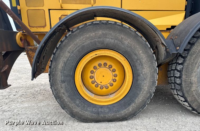 image for item ED1489 2012 John Deere 772GP motor grader