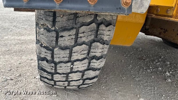 image for item ED1489 2012 John Deere 772GP motor grader