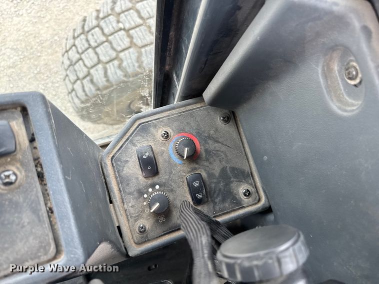 image for item ED1490 2015 John Deere 770GP motor grader