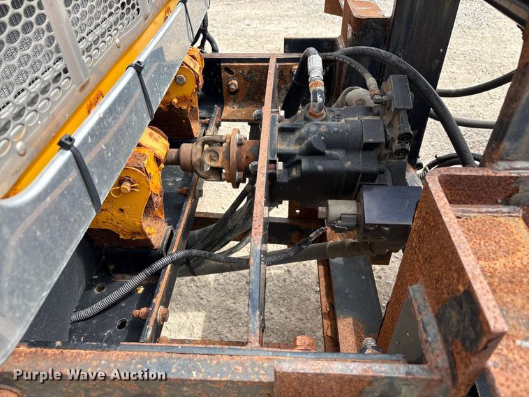 image for item ED1491 2016 Peterbilt 337 dump truck