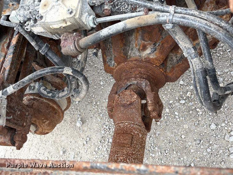 image for item ED1491 2016 Peterbilt 337 dump truck