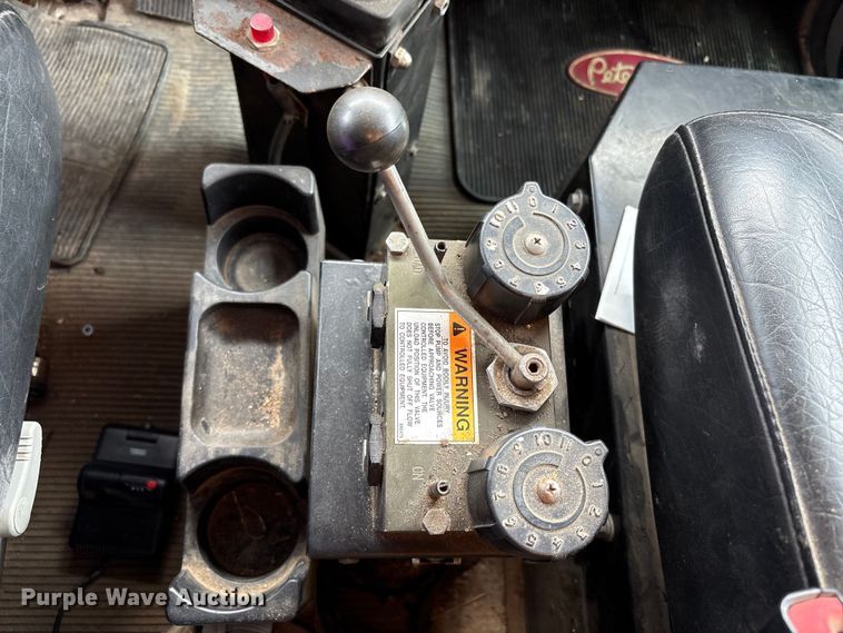 image for item ED1491 2016 Peterbilt 337 dump truck