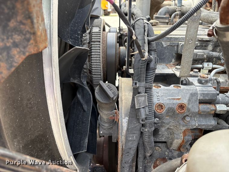 image for item ED1491 2016 Peterbilt 337 dump truck