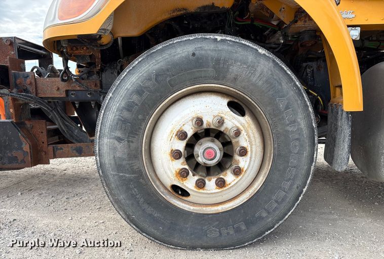 image for item ED1491 2016 Peterbilt 337 dump truck