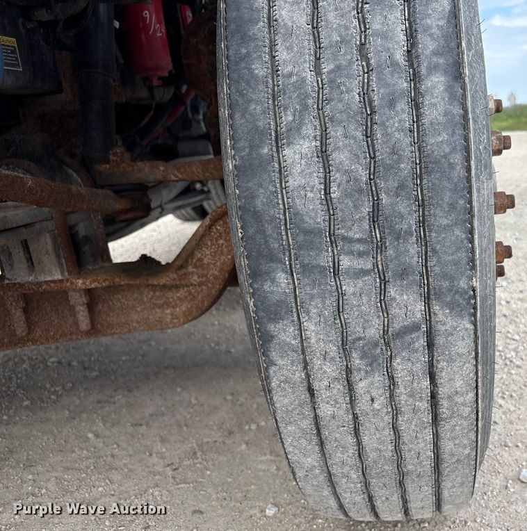 image for item ED1491 2016 Peterbilt 337 dump truck