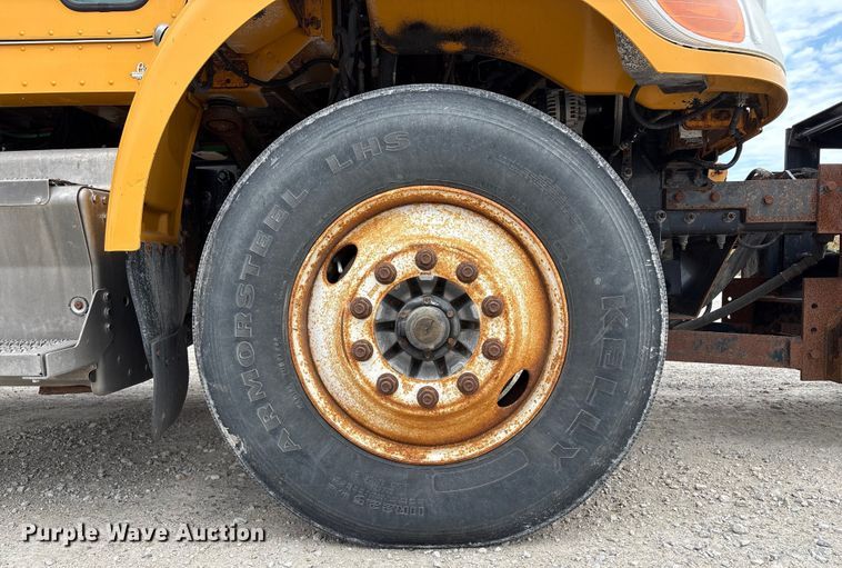 image for item ED1491 2016 Peterbilt 337 dump truck