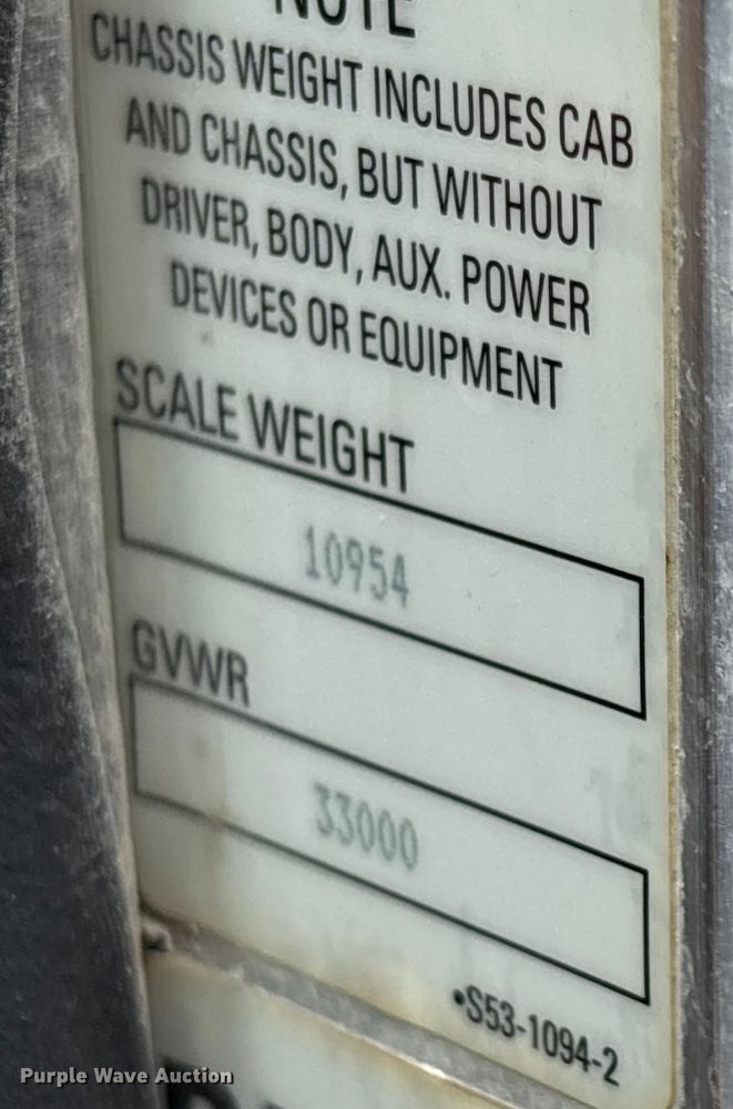 image for item ED1491 2016 Peterbilt 337 dump truck