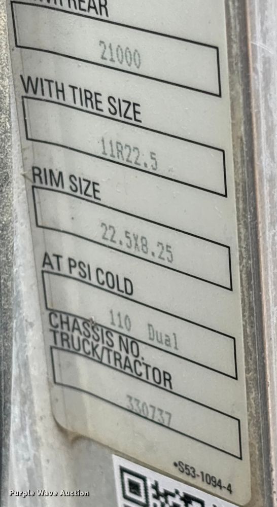 image for item ED1491 2016 Peterbilt 337 dump truck