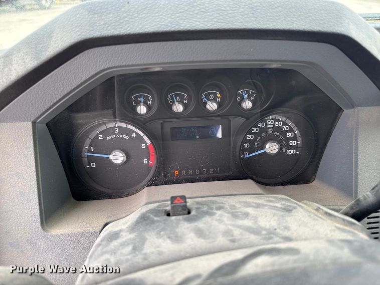 image for item ED1492 2011 Ford F450 Super Duty flatbed truck