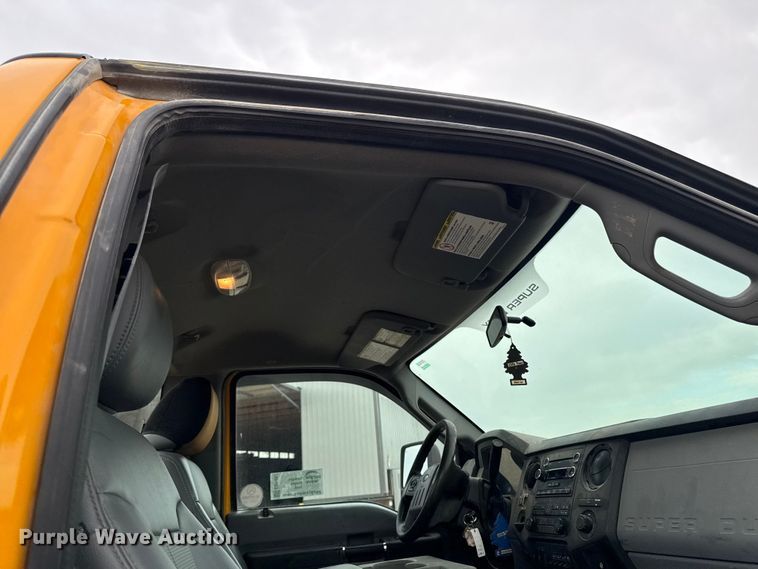 image for item ED1492 2011 Ford F450 Super Duty flatbed truck