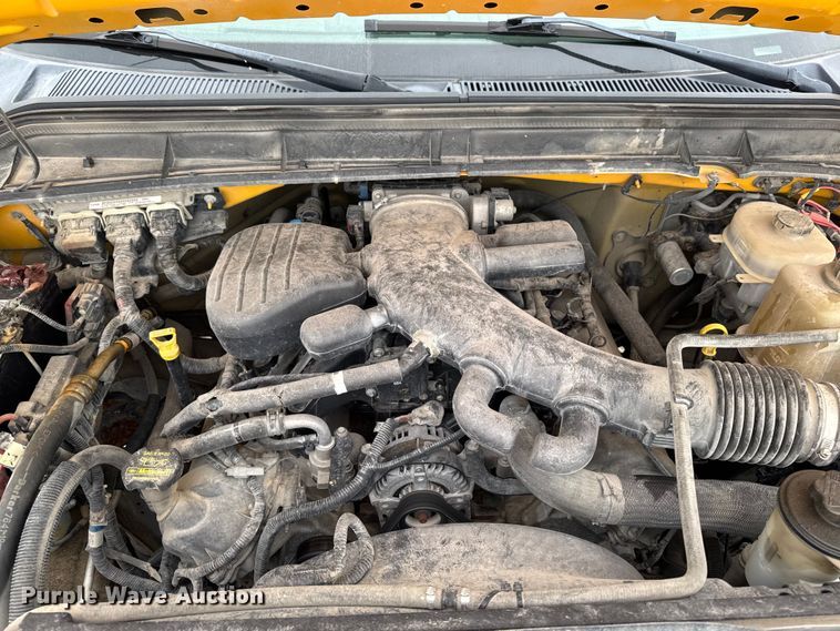 image for item ED1492 2011 Ford F450 Super Duty flatbed truck