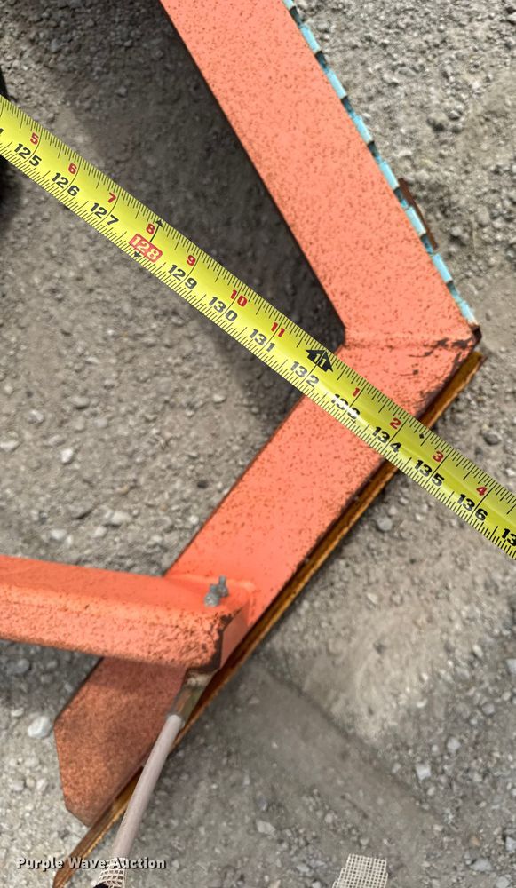 image for item ED1497 Pull type grader